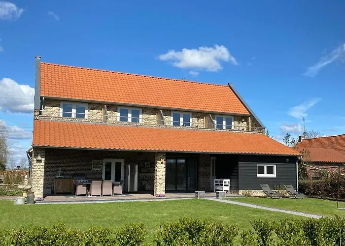 Aasterbergerhoeve 3*