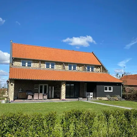 Aasterbergerhoeve 3*